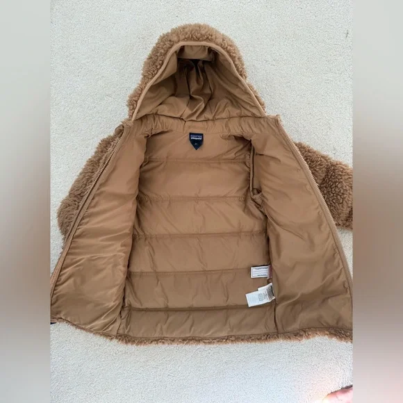 Patagonia Recycled Hi Loft Parka - Picture 2 of 3